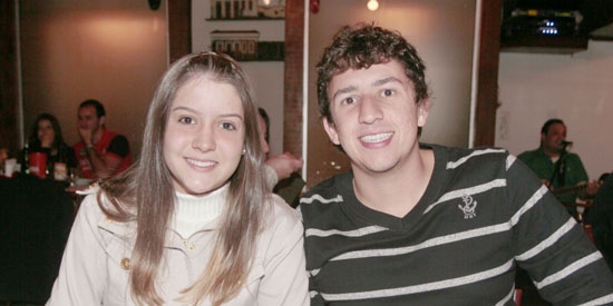 Beatriz Pini e Alan Moura  na Sapataria da Pizza